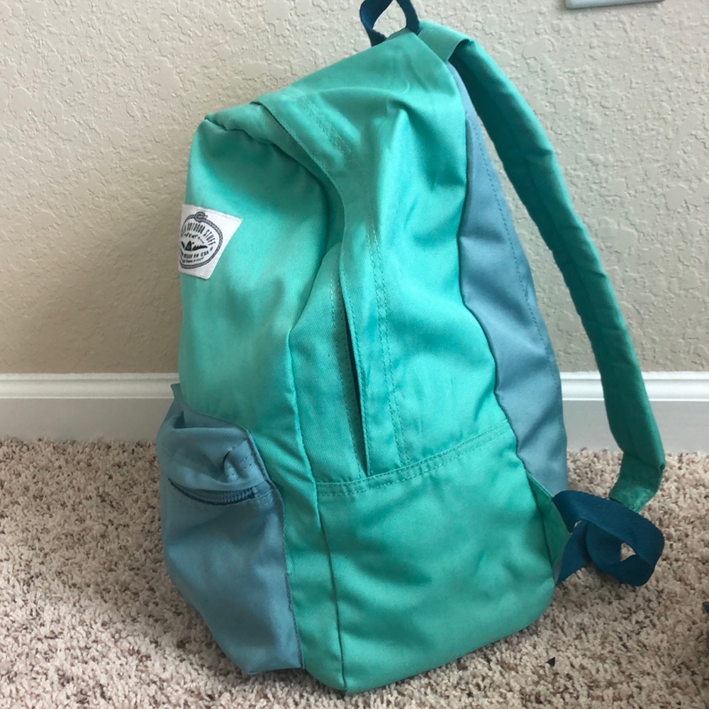 Backpack - Picture 2 of 4